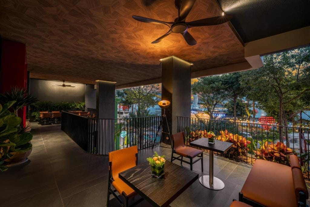Caro Premium Danang Hotel — 4