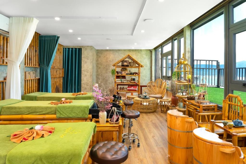 Halina Hotel and Apartment — 2