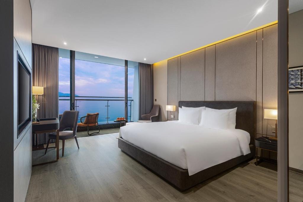 Le Sands Oceanfront Danang Hotel — 2