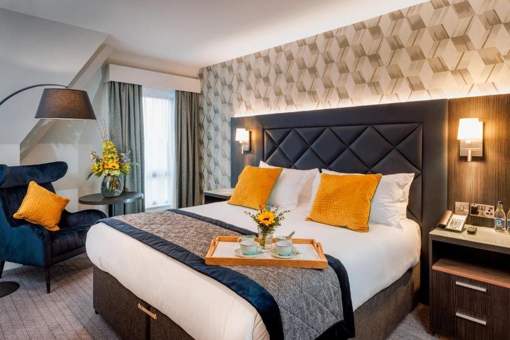 Camden Court Hotel — 2