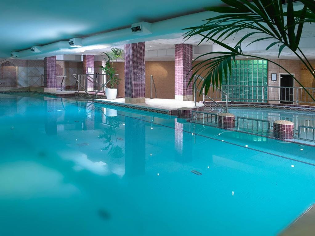 Camden Court Hotel — 4