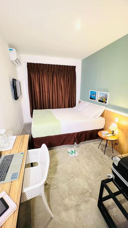 URB Hotel — 5