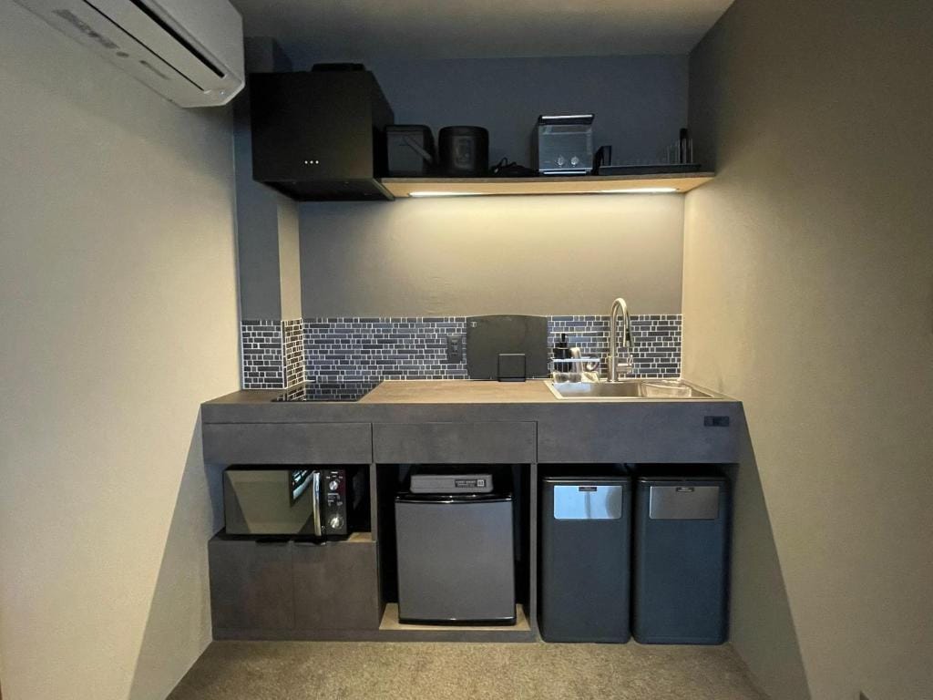 2025年9月NEW OPEN 体験型ホテル 一宵千里 l 屋上テラス l 無料BBQ設備 l オーシャンビュー — 5