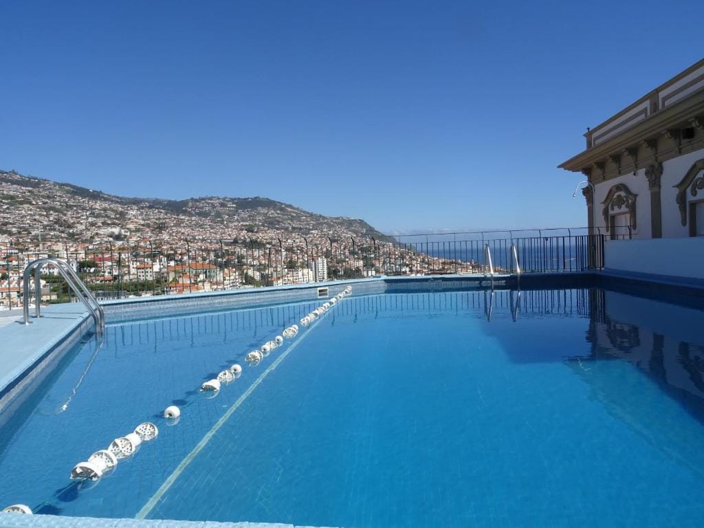 Hotel Monte Carlo — 4