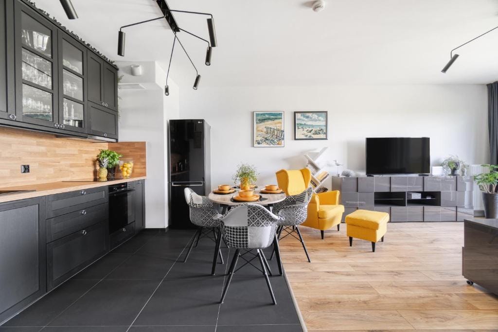 Apartamenty Baltica Towers Modern White&Black — 3