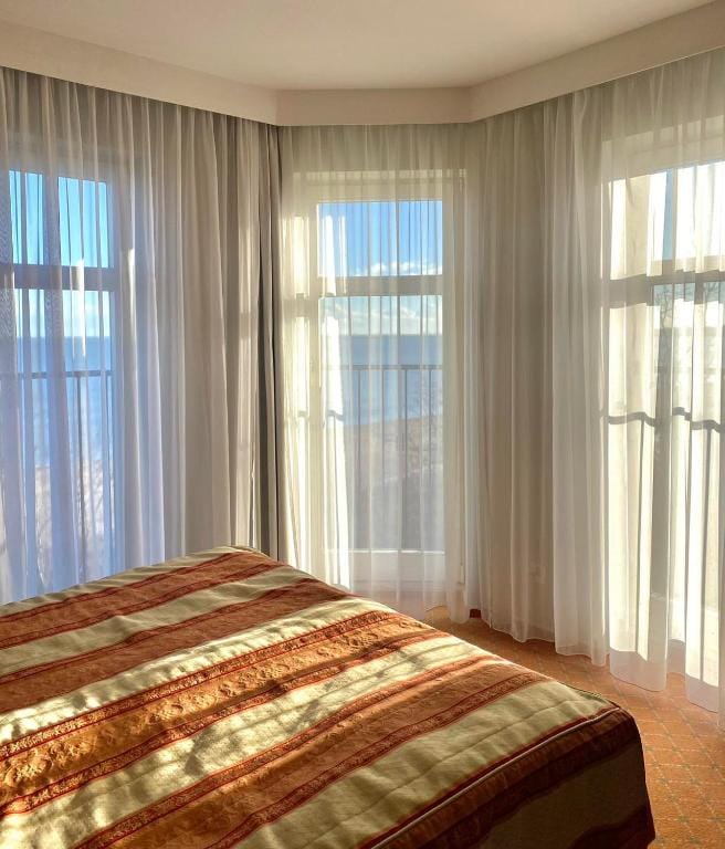 Hotel Lival — 4