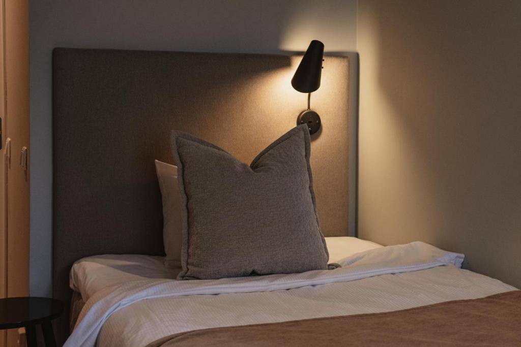 Home Hotel Odin — 2