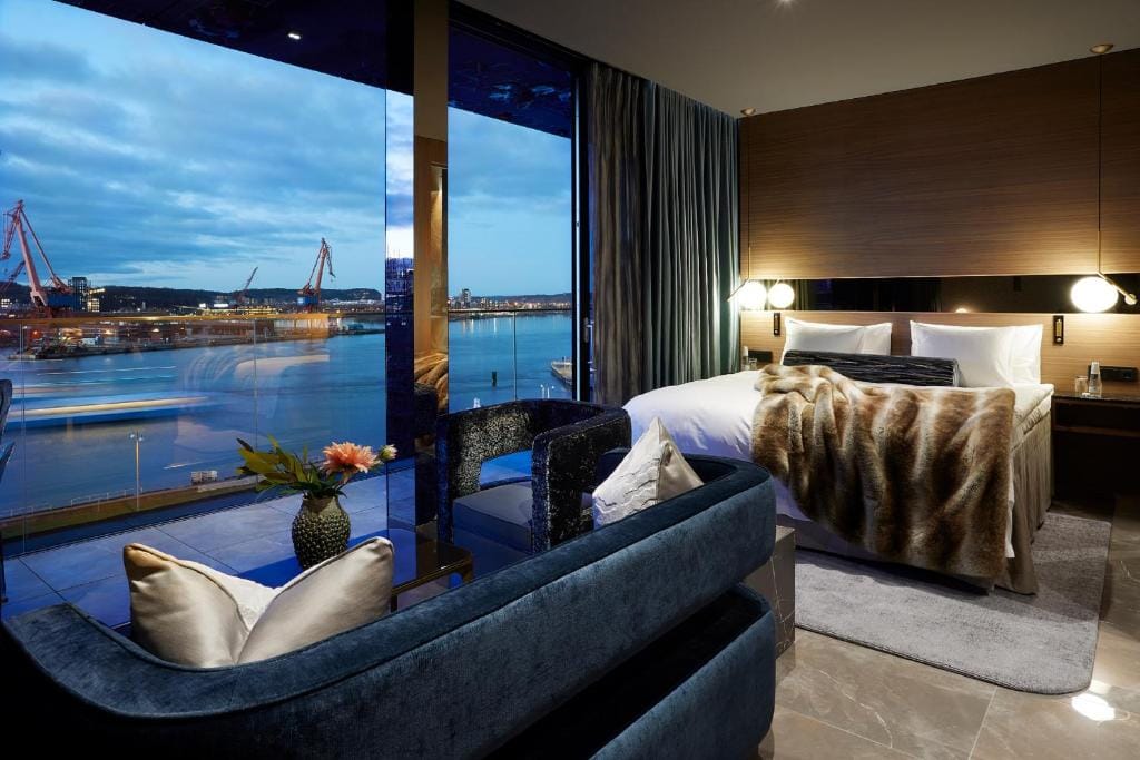 Hotel Riverton — 3