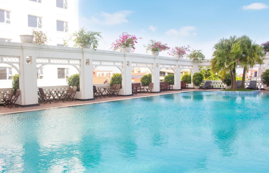 Pearl River Hotel — 1