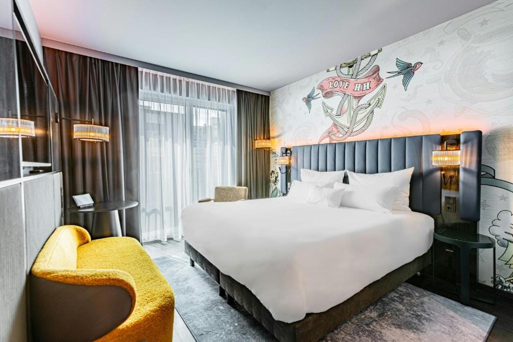 NYX Hotel Hamburg by Leonardo Hotels — 1