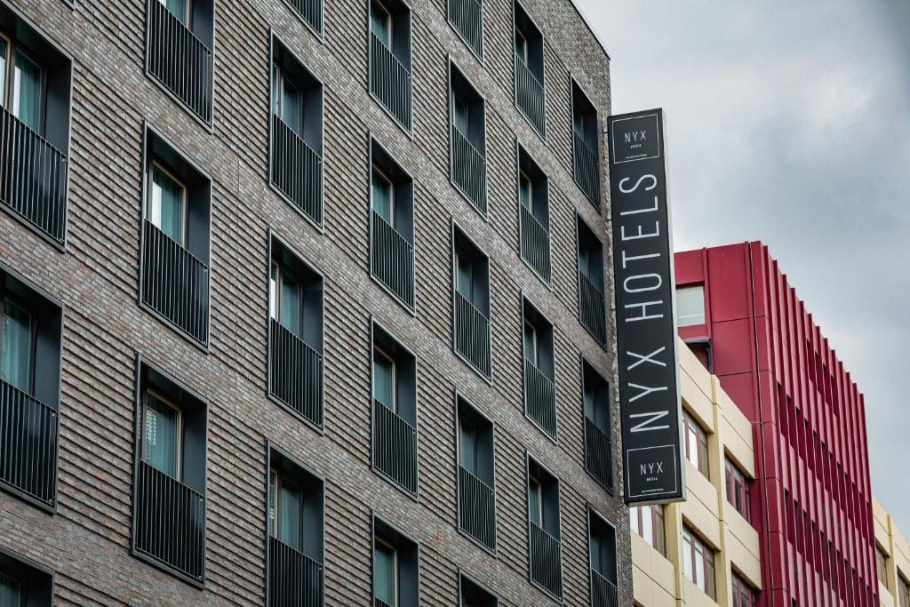 NYX Hotel Hamburg by Leonardo Hotels — 2