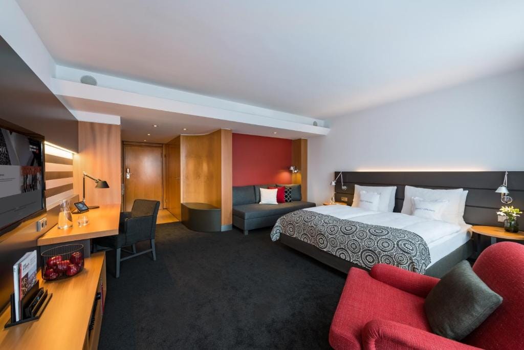 THE MADISON Hotel Hamburg — 1