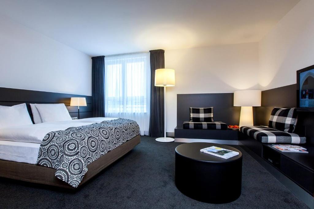 THE MADISON Hotel Hamburg — 2