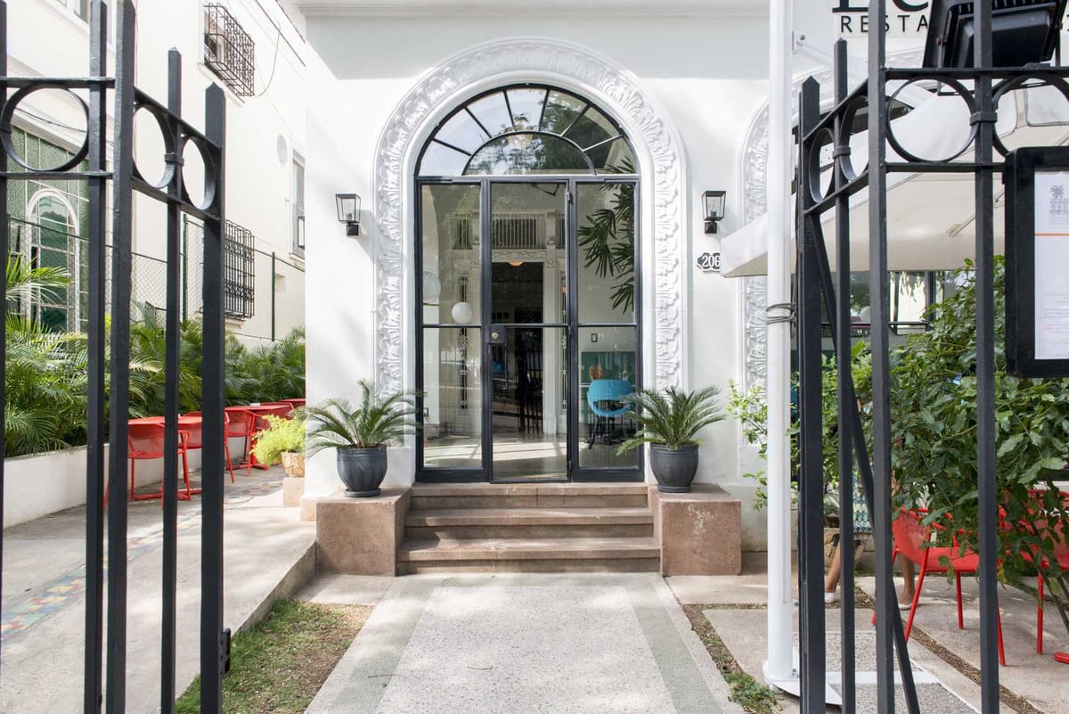 Paseo 206 — 2
