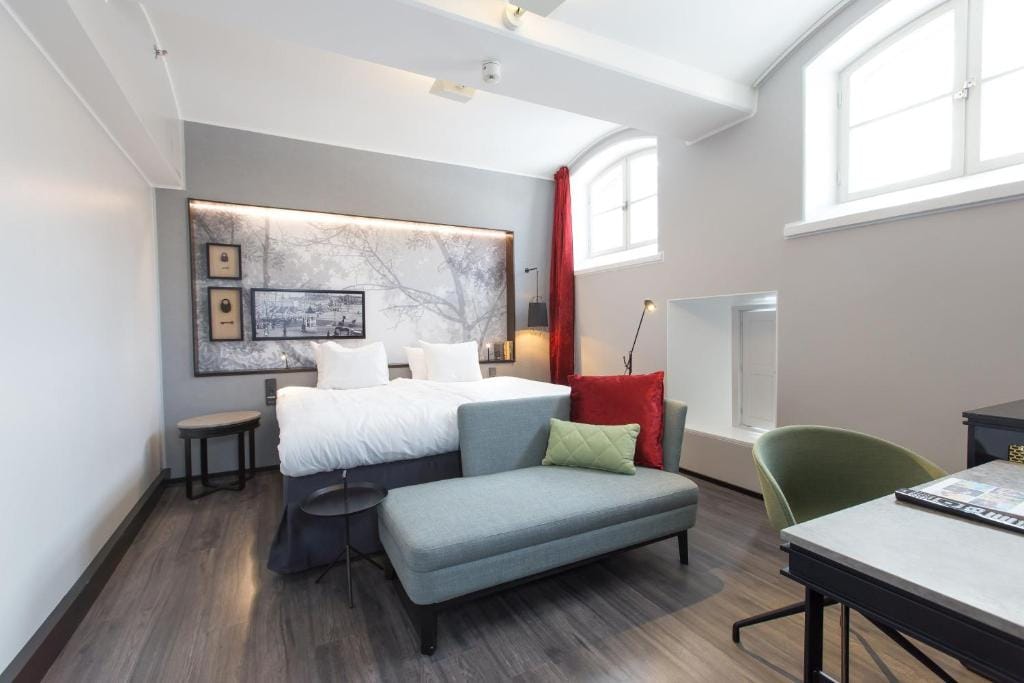 Home Hotel Katajanokka — 2
