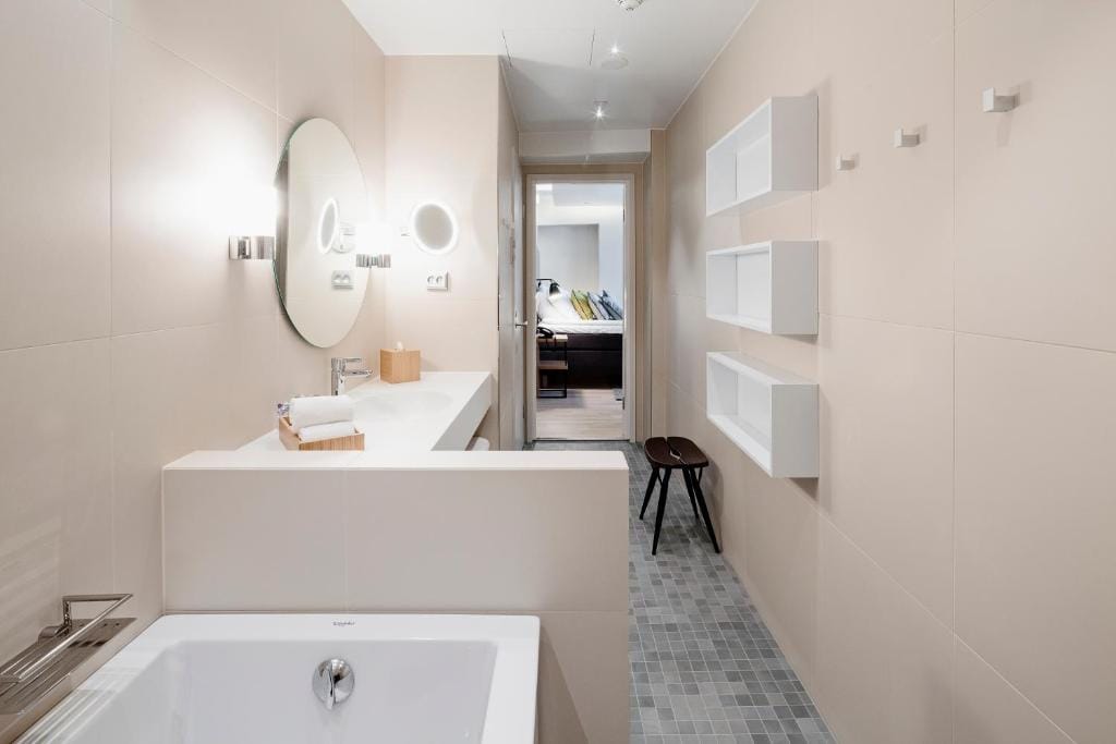 Hotel Indigo Helsinki-Boulevard by IHG — 5