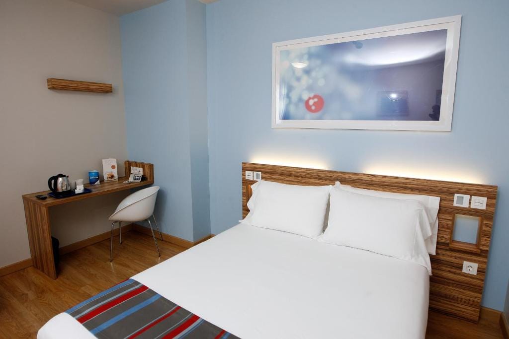 Travelodge Barcelona Fira — 2