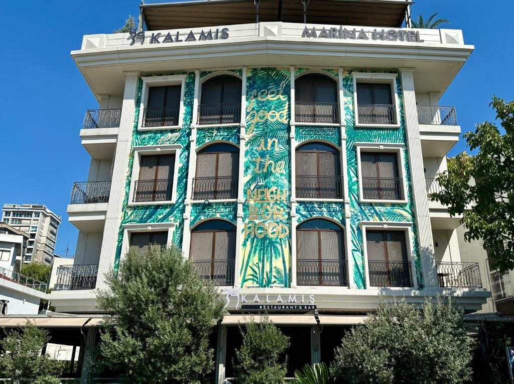 39 Kalamış Marina Hotel & Restaurant — 1
