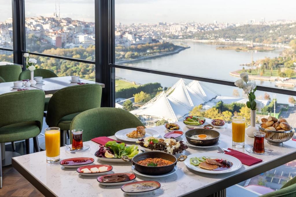 Arise Hotel Golden Horn — 3