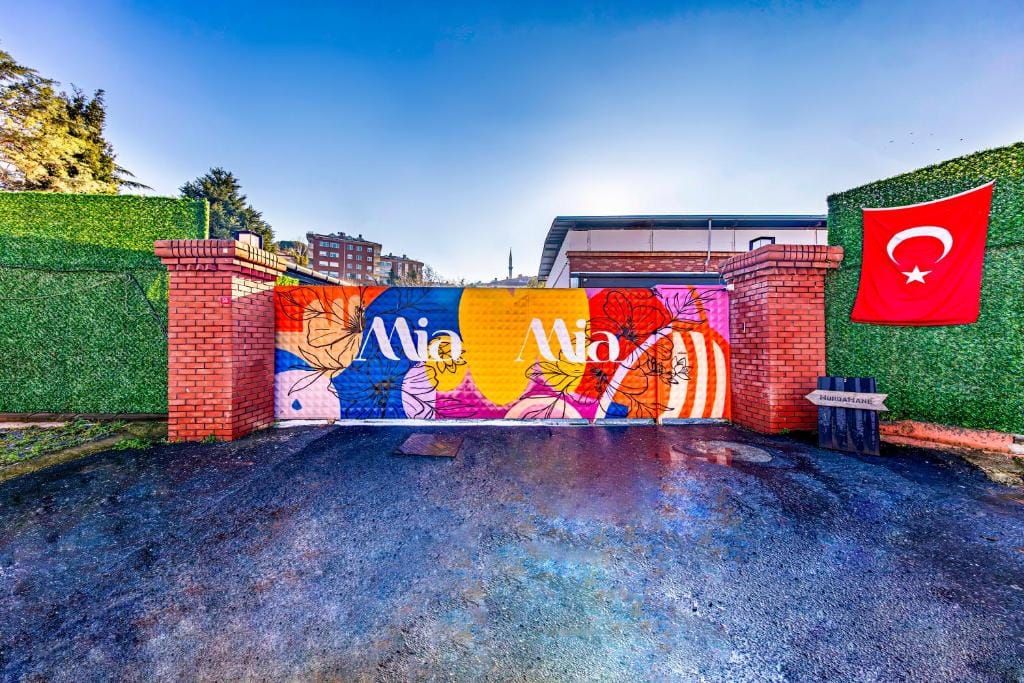 Mia Mia Suites — 1