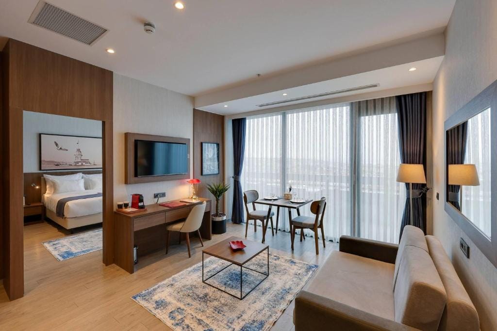 Ramada by Wyndham Istanbul Old City — 3