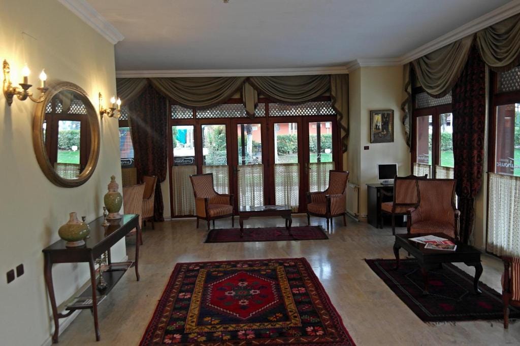 Turquhouse Hotel — 5