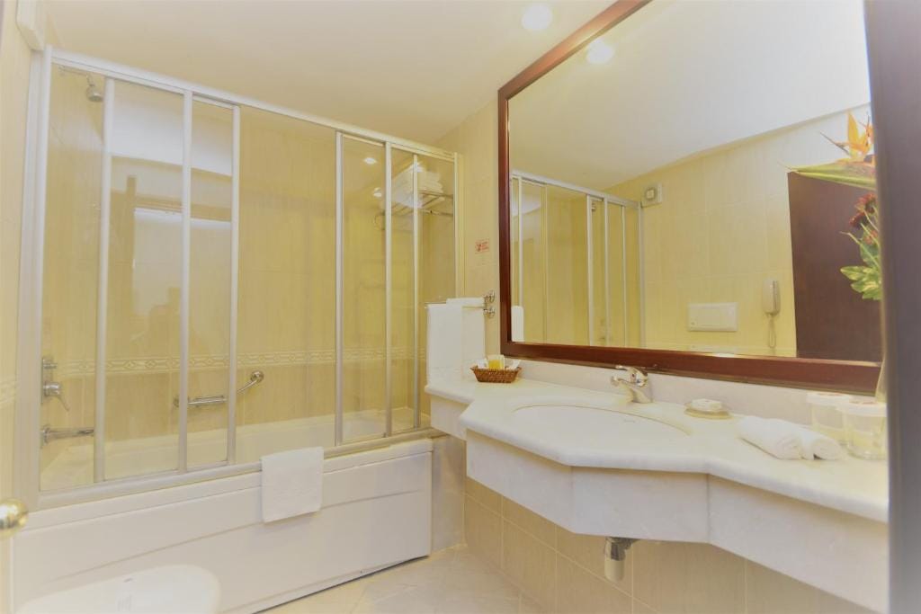 Karaca Hotel — 2
