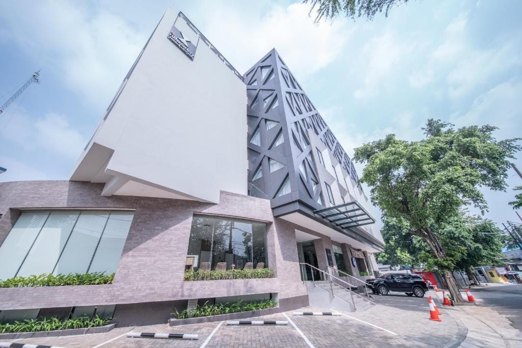 All Nite & Day Hotel - Kebon Jeruk by ARTOTEL Group — 1