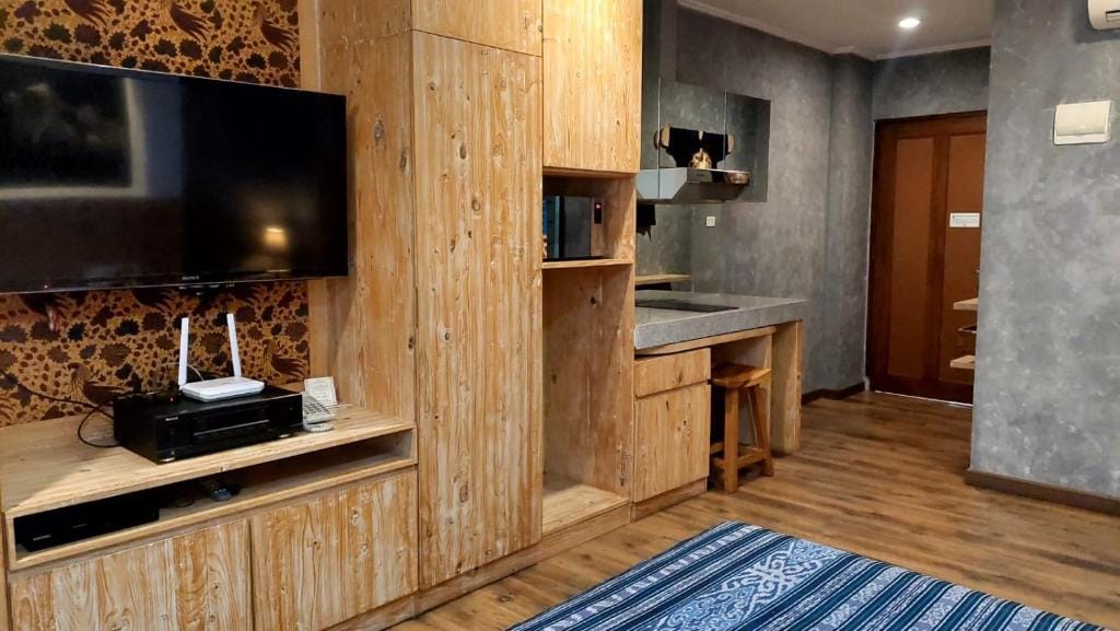 Apartemen Senayan — 5