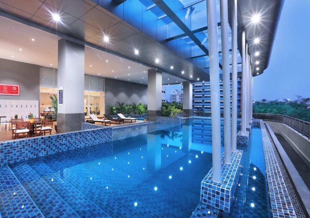 Aston Kartika Grogol Hotel & Conference Center — 4