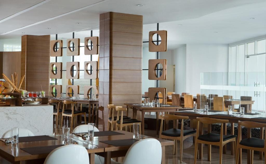 Hariston Hotel & Suites, Pluit - Jakarta — 4