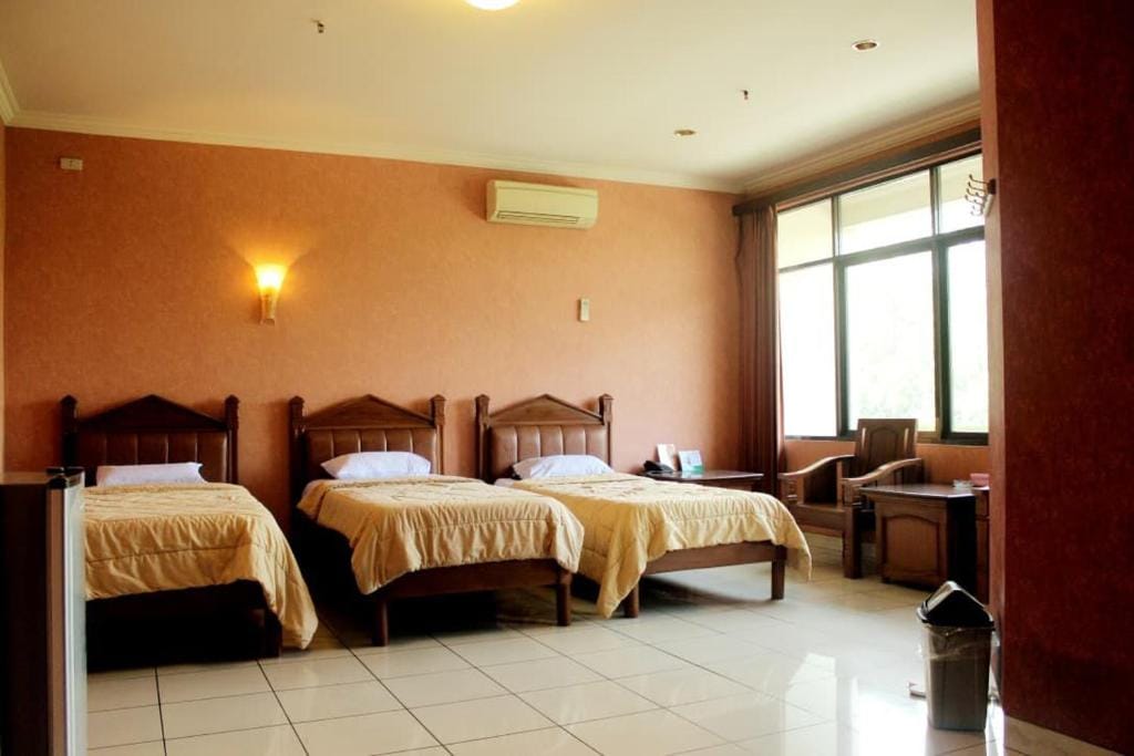 Hotel 678 Cawang powered by Cocotel — 2