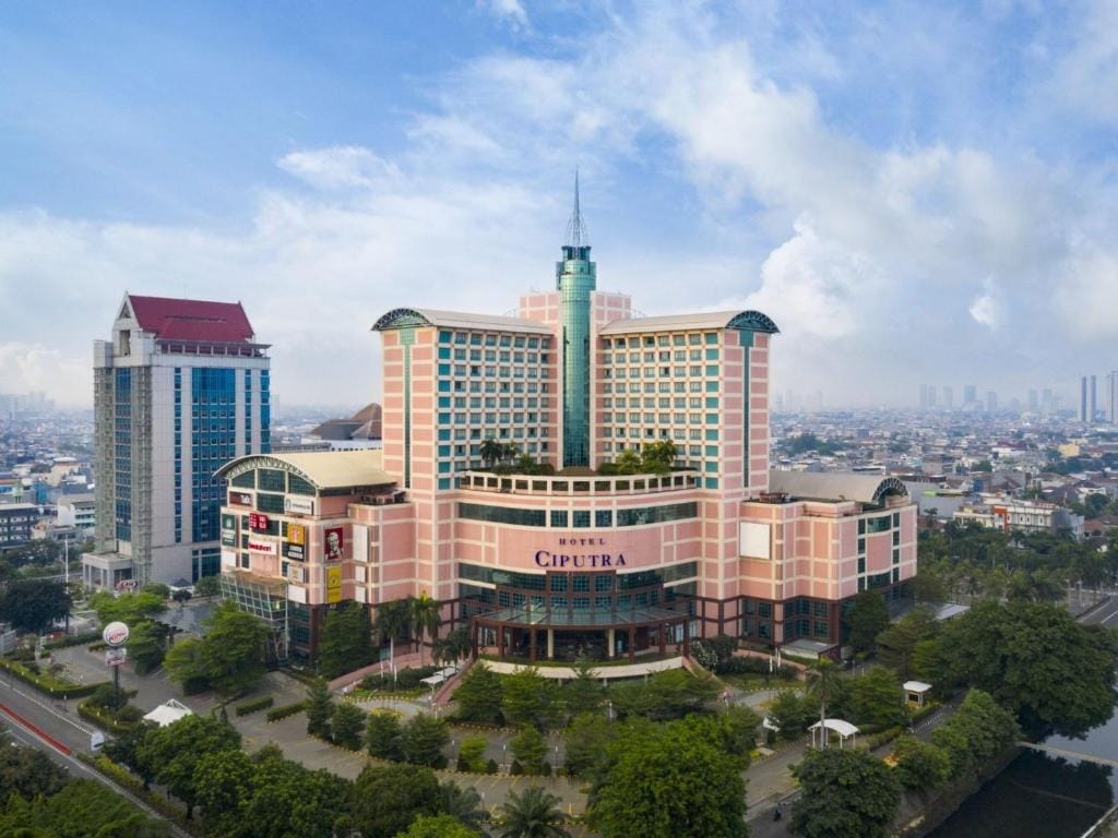 Hotel Ciputra Jakarta — 1
