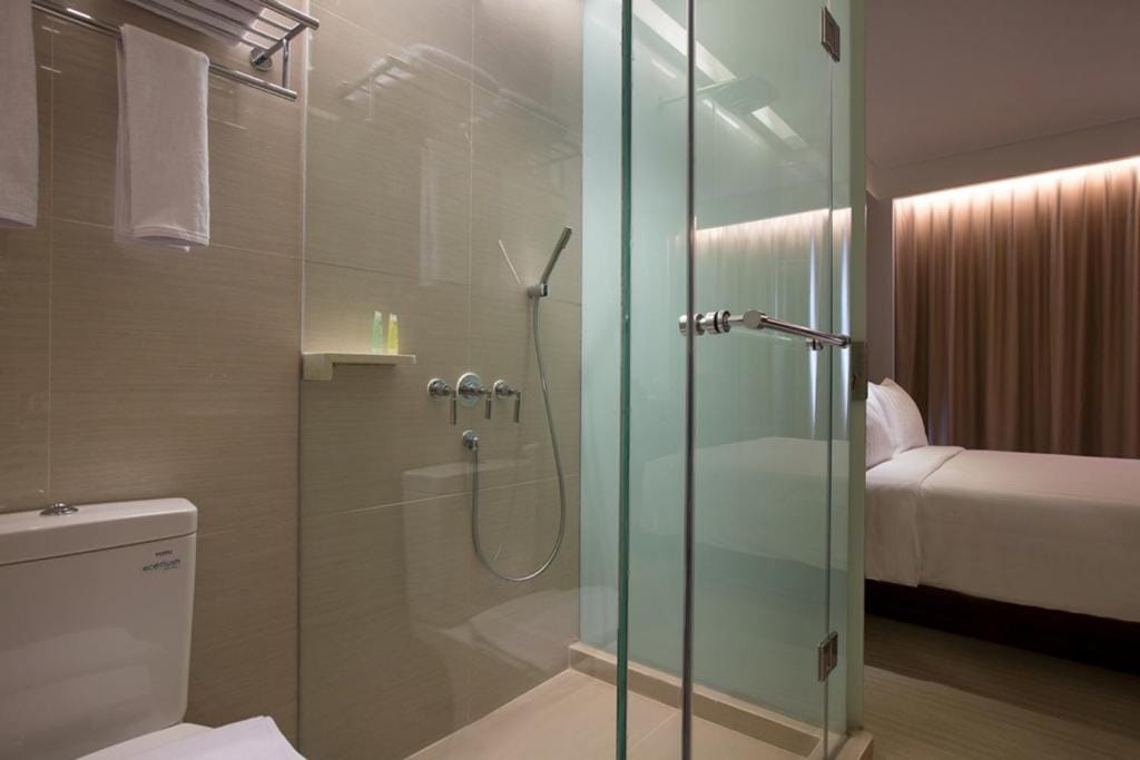Hotel Santika Premiere Hayam Wuruk Jakarta — 3