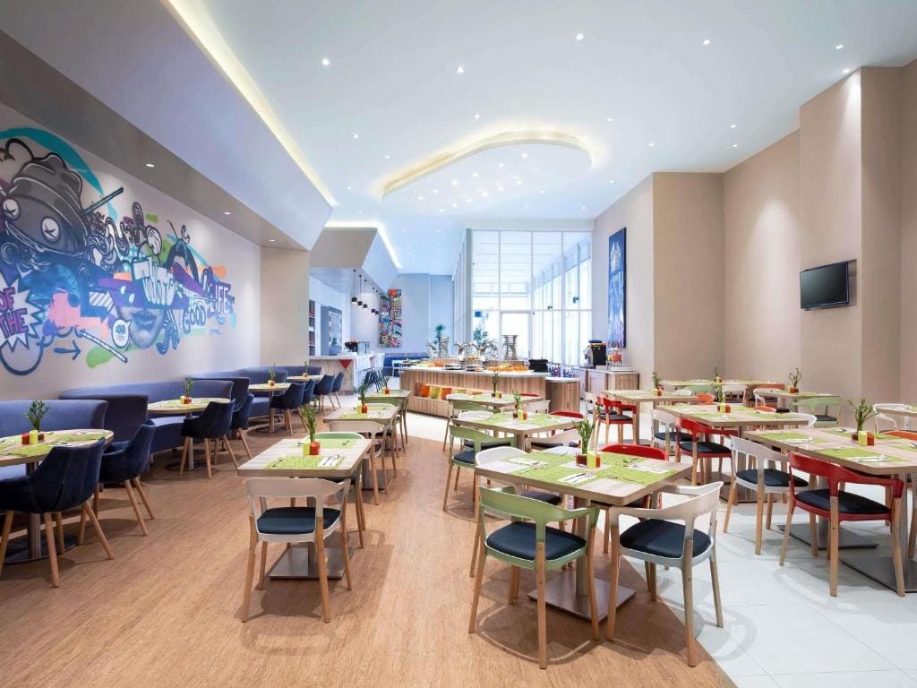Ibis Styles Jakarta Mangga Dua Square — 1