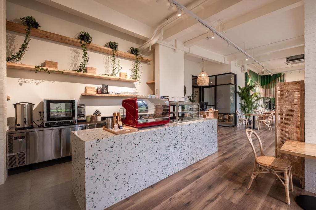 La Boheme, Rooms and Coffee — 4