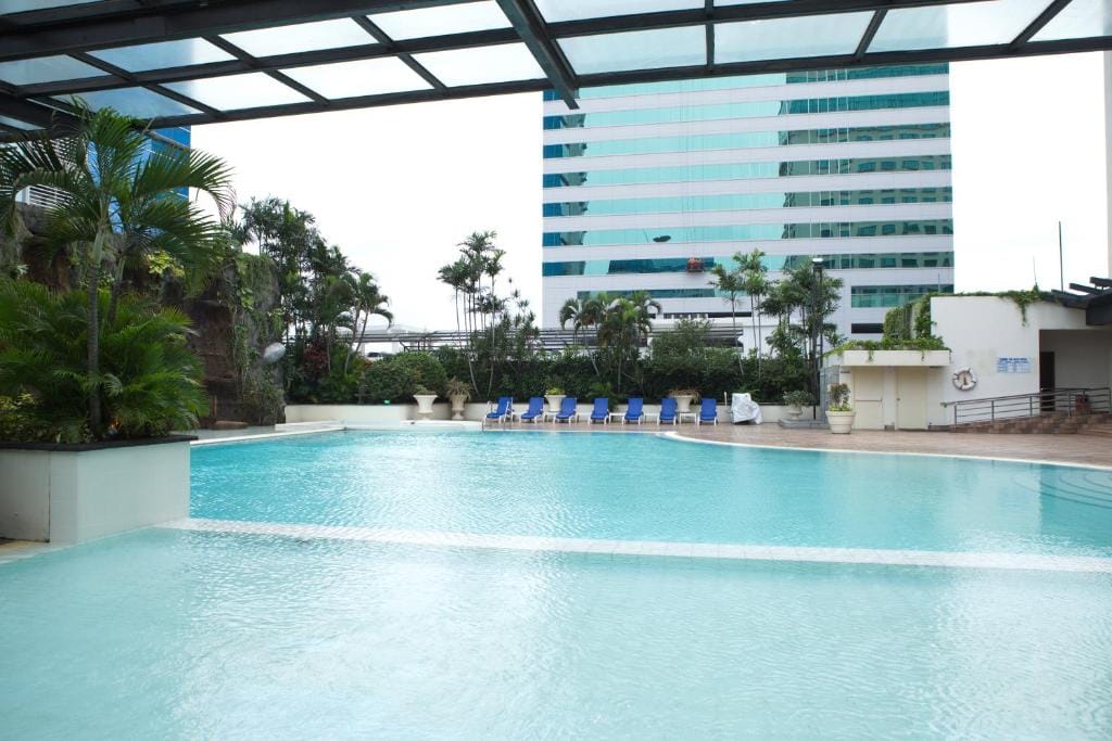 Menara Peninsula Hotel — 4