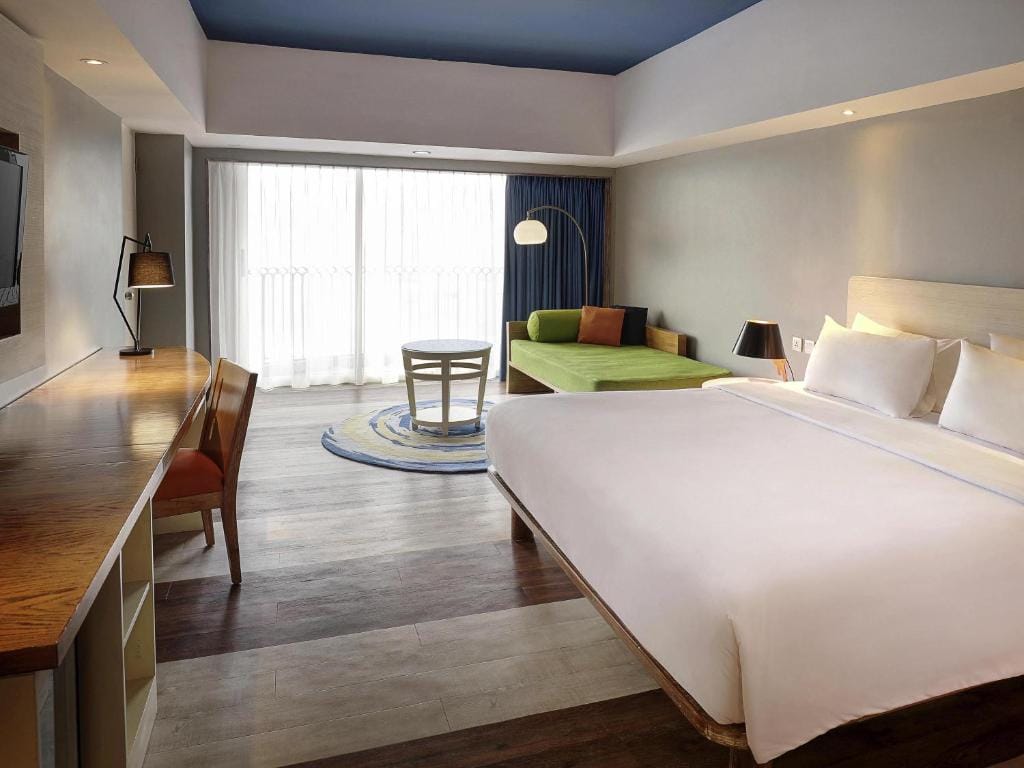 Mercure Convention Center Ancol — 4