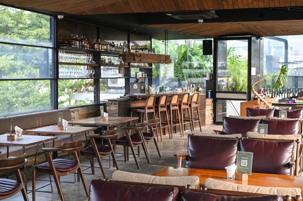 Miers Kuningan, ARTOTEL Curated — 4