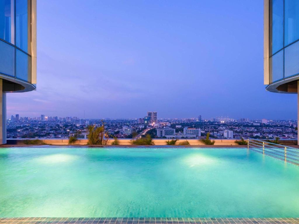 Novotel Jakarta Pulo Mas — 4