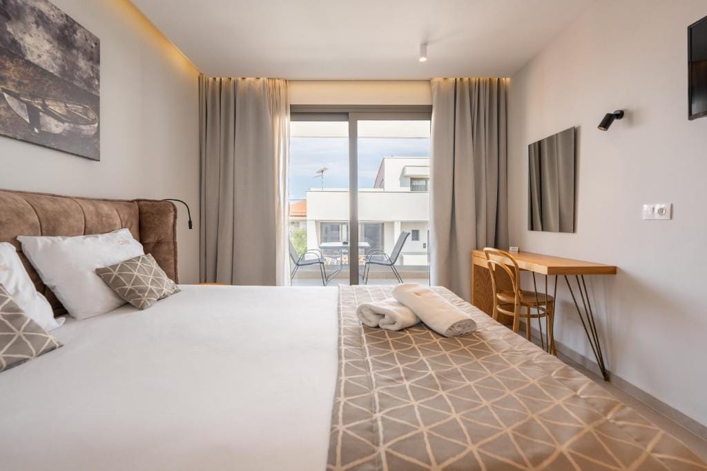 Elegant Maltepe Accommodation — 2