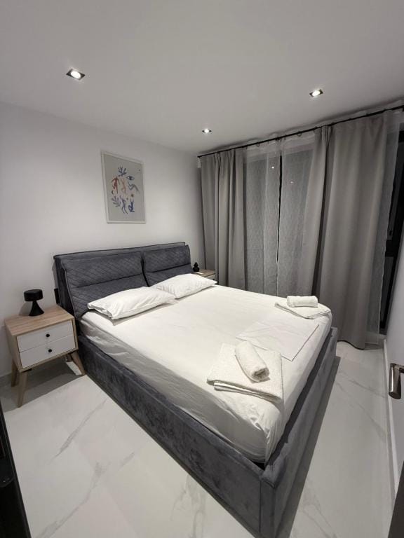 kallithea maisonette — 2