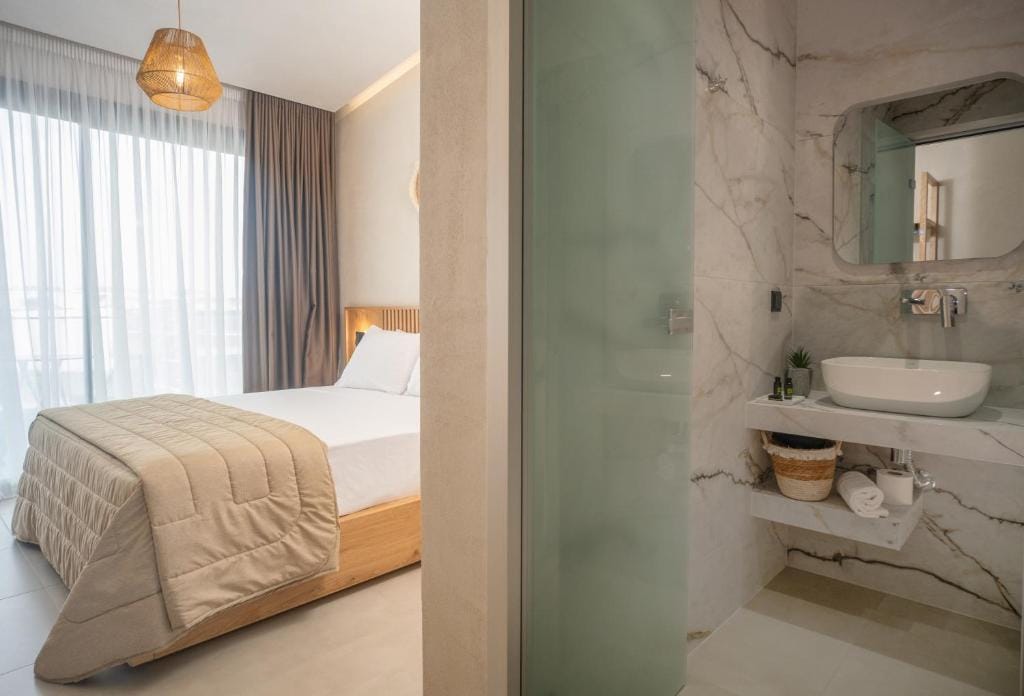 Luminous luxury living — 3