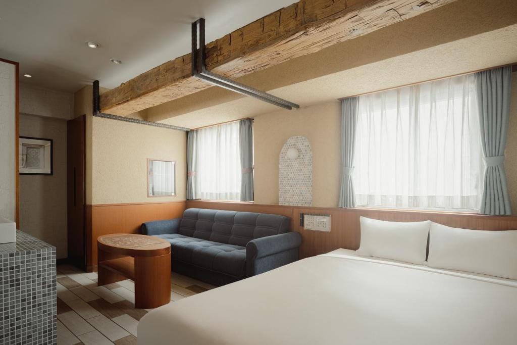 Nesthotel alt Kawasaki Station — 2