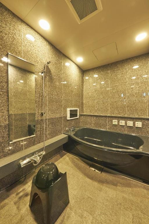 SAKE Kura Hotel 川崎宿 — 3