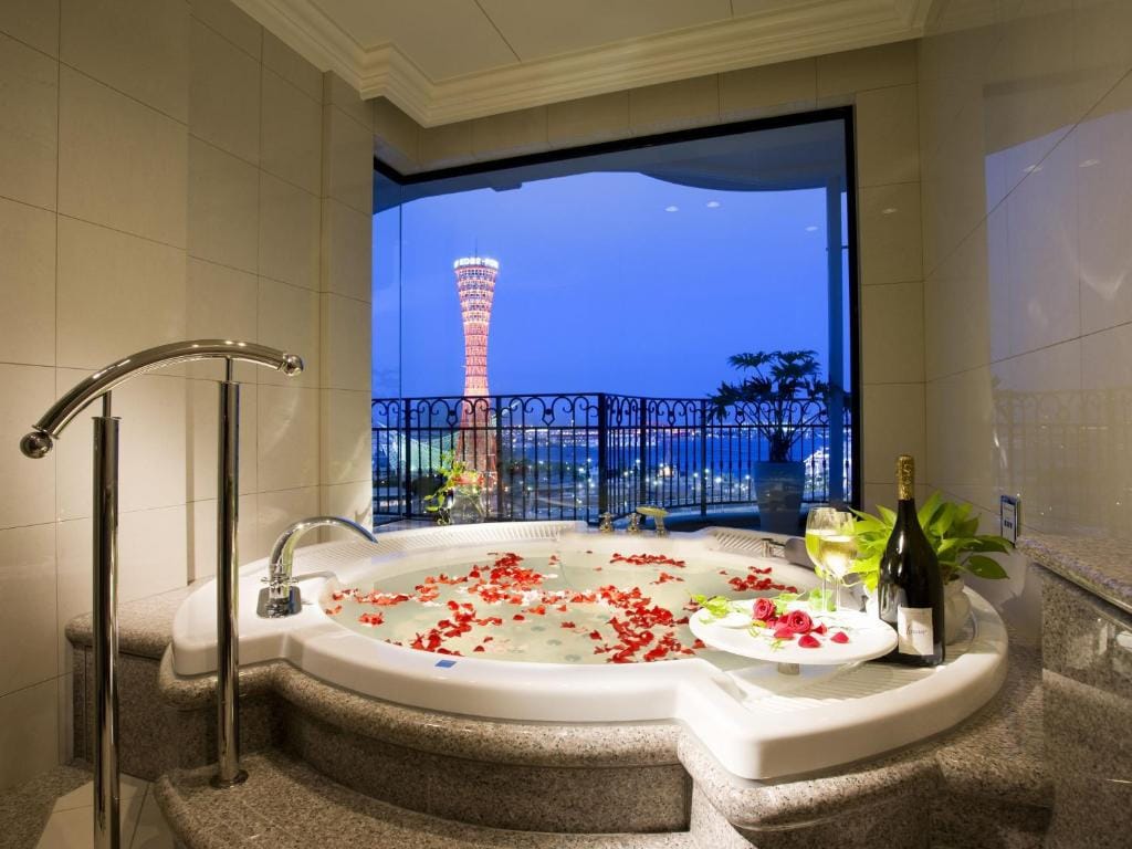 Hotel La Suite Kobe Harborland — 4