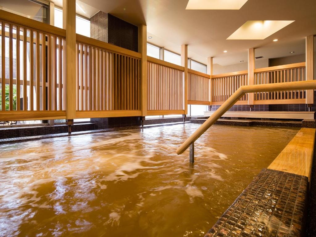 Kobe Bay Sheraton Hotel & Towers — 5
