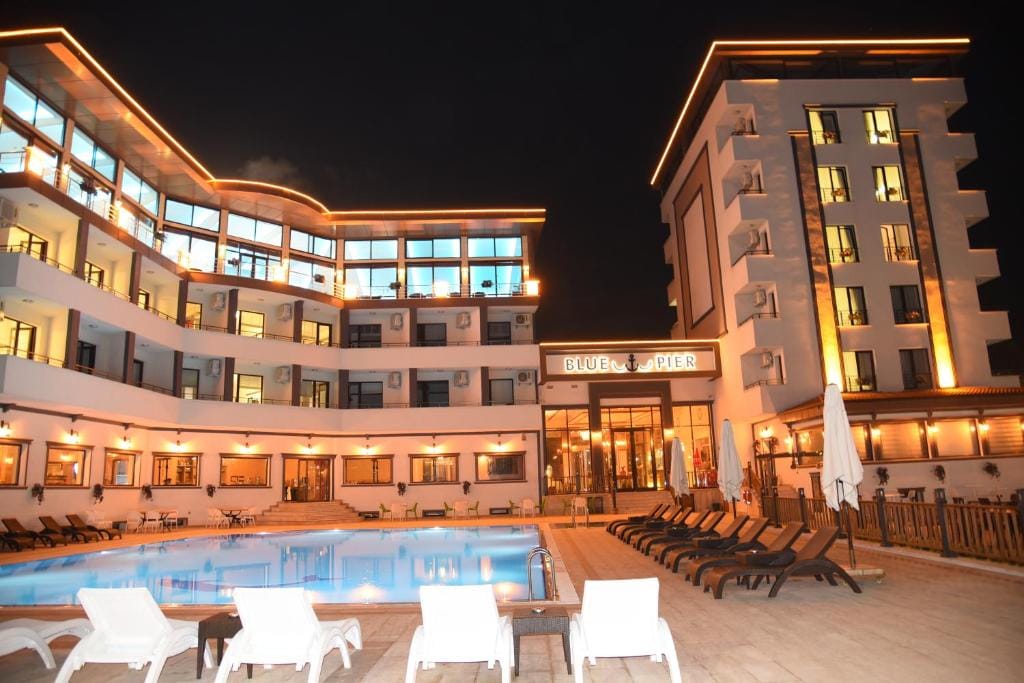 Blue Pier Hotel — 4