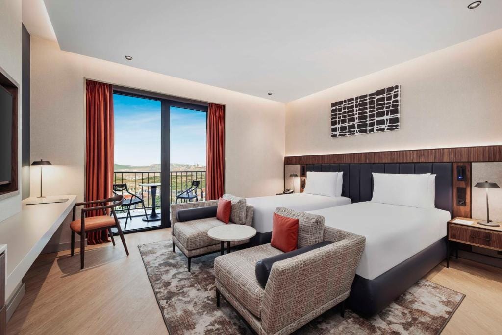 GOLDEN TULIP GEBKIM KOCAELI — 2