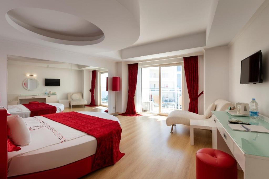 Sealight Resort Hotel — 2